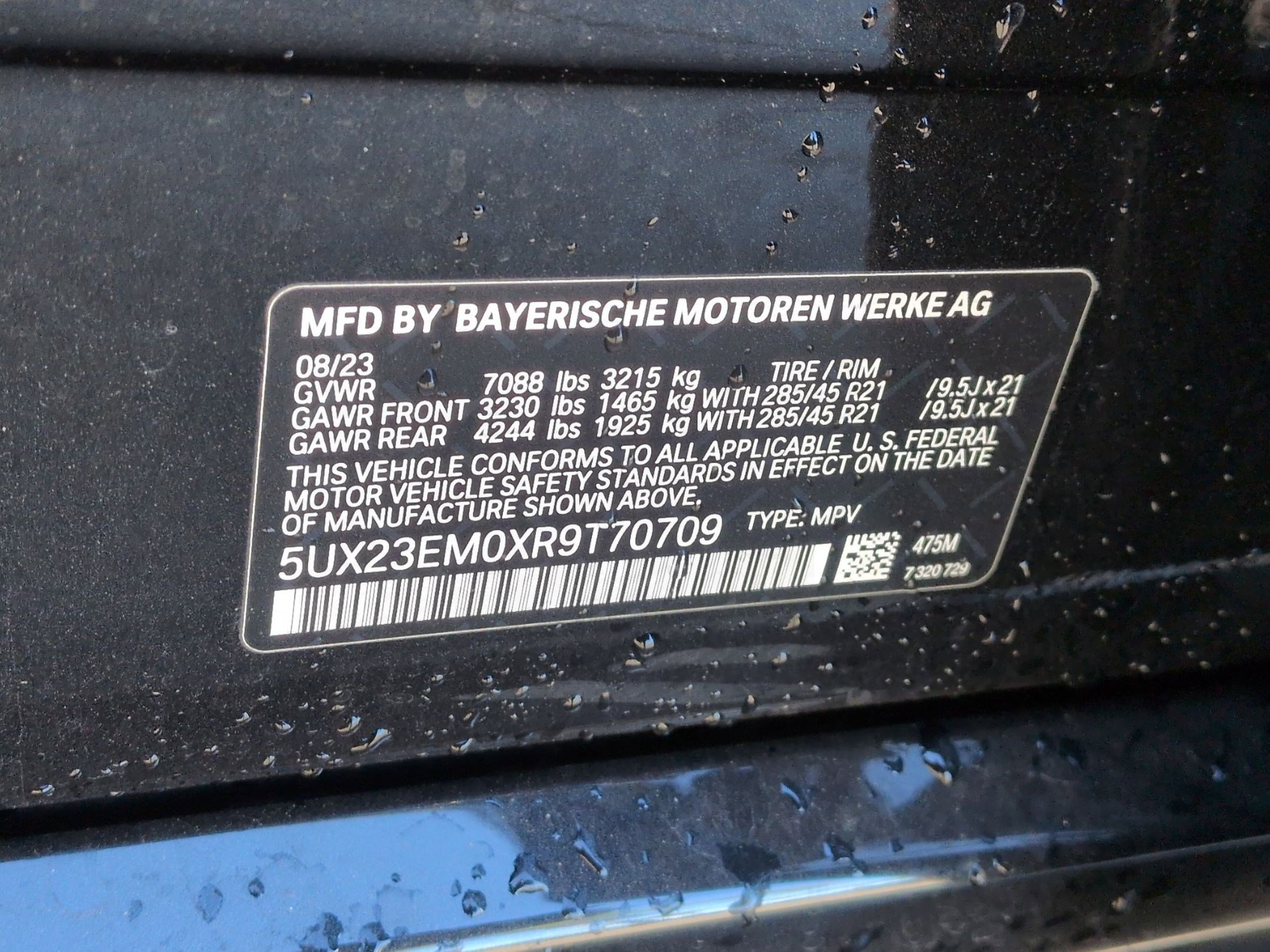 Certified 2024 BMW X7 xDrive40i w/ Executive Package image 33