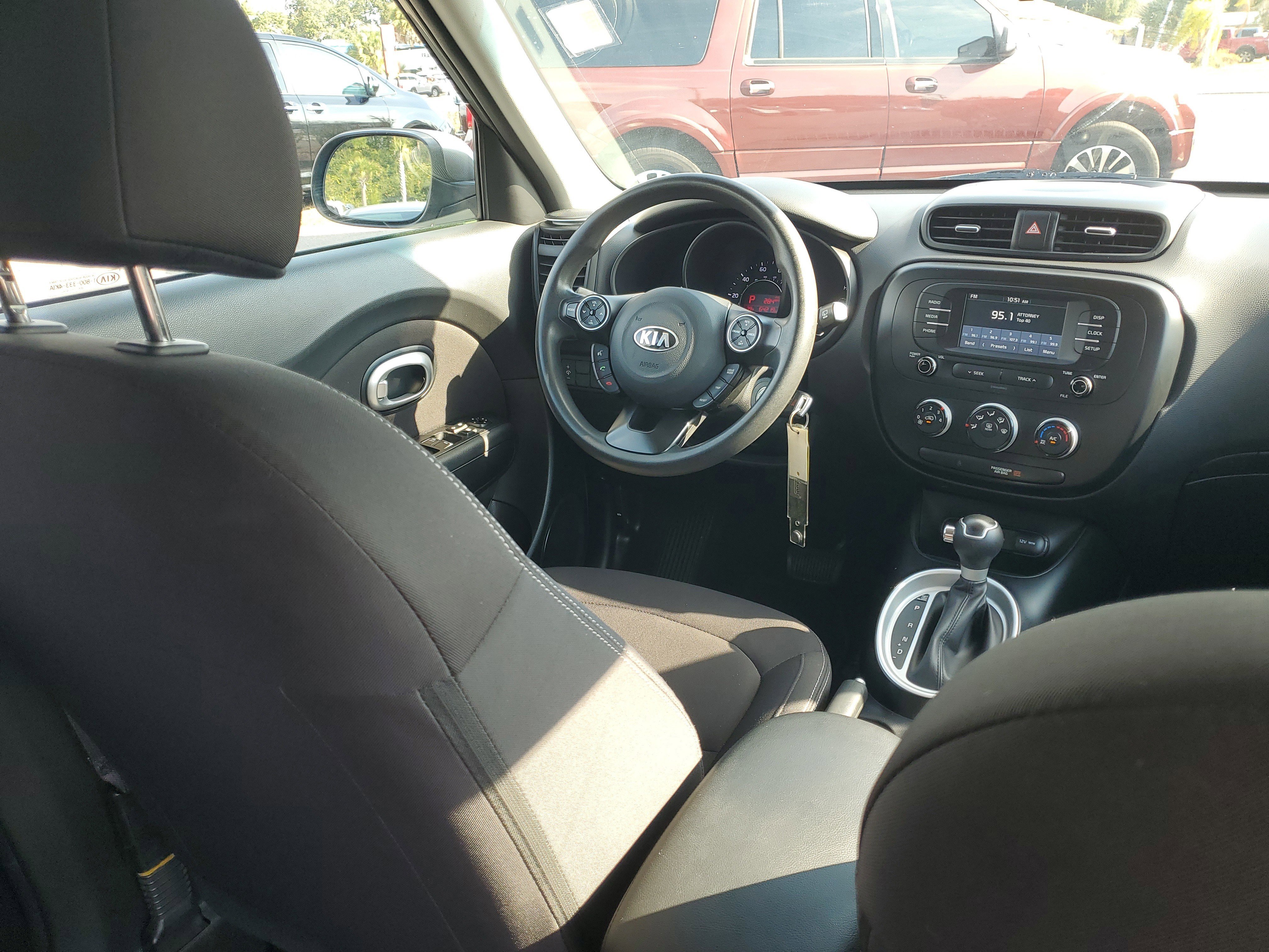 Used 2019 Kia Soul Base image 13