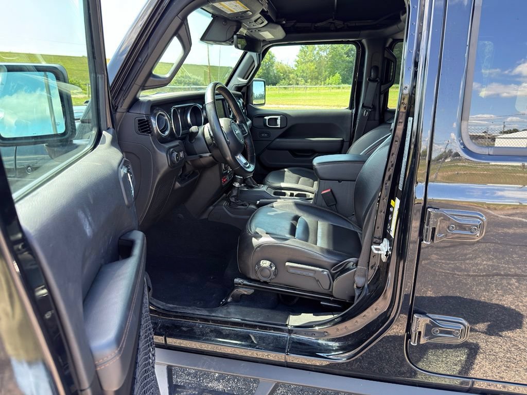 Used 2023 Jeep Wrangler Unlimited Rubicon 392 w/ Xtreme Recon 35" Tire Package AWD/4WD image 21