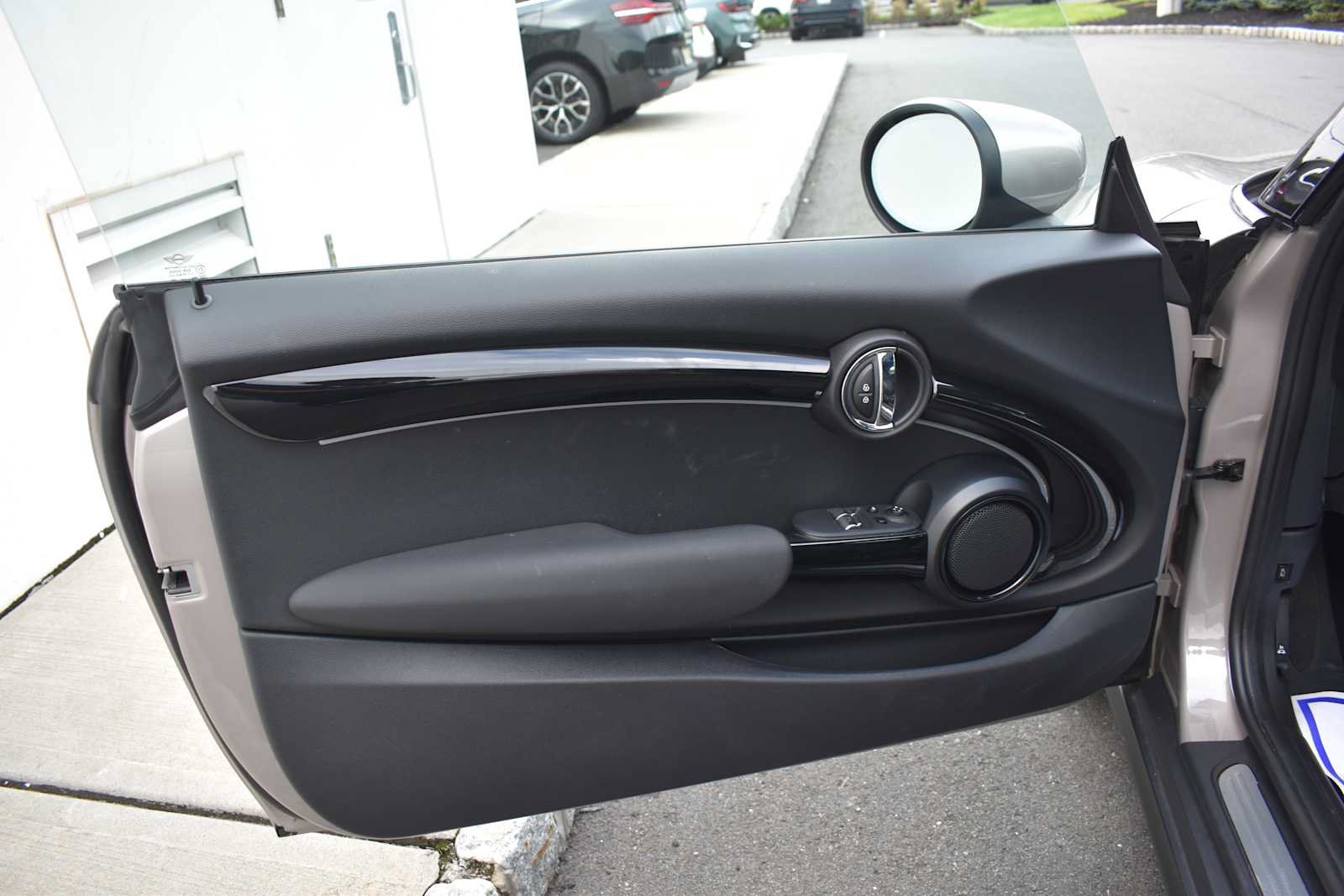 Used 2024 MINI Cooper S FWD image 11