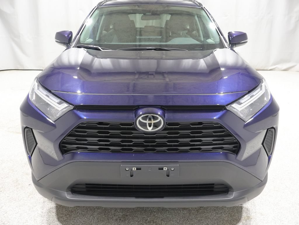 Used 2025 Toyota RAV4 XLE AWD/4WD image 8