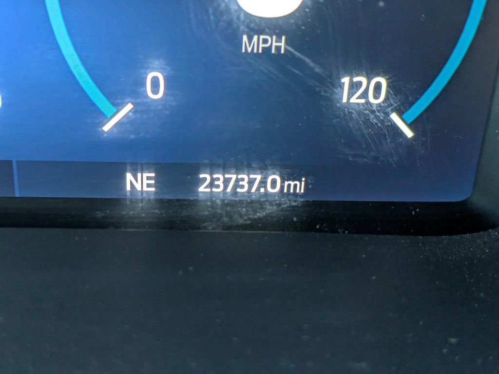 Used 2022 Ford F150 Lariat w/ Tow Technology Package image 31