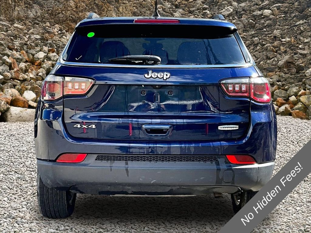 Used 2018 Jeep Compass Latitude w/ Popular Equipment Group AWD/4WD image 4