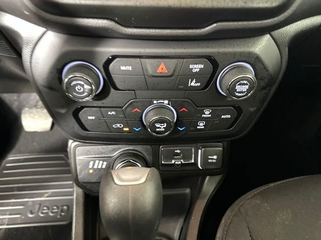 Used 2023 Jeep Renegade Latitude w/ Sun/Sound Group image 23