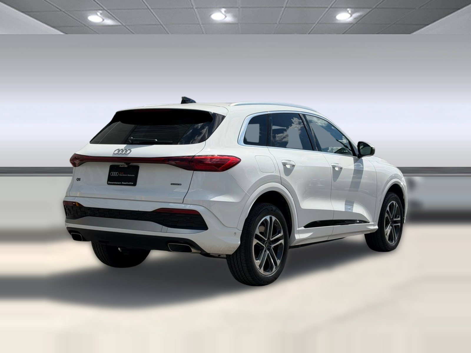 Certified 2025 Audi Q5 Premium w/ Convenience Package AWD/4WD image 8