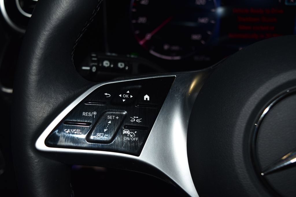 Certified 2024 Mercedes-Benz GLC 300 4MATIC image 9