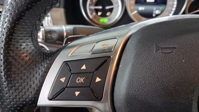 Used 2015 Mercedes-Benz E 350 4MATIC Sedan image 31