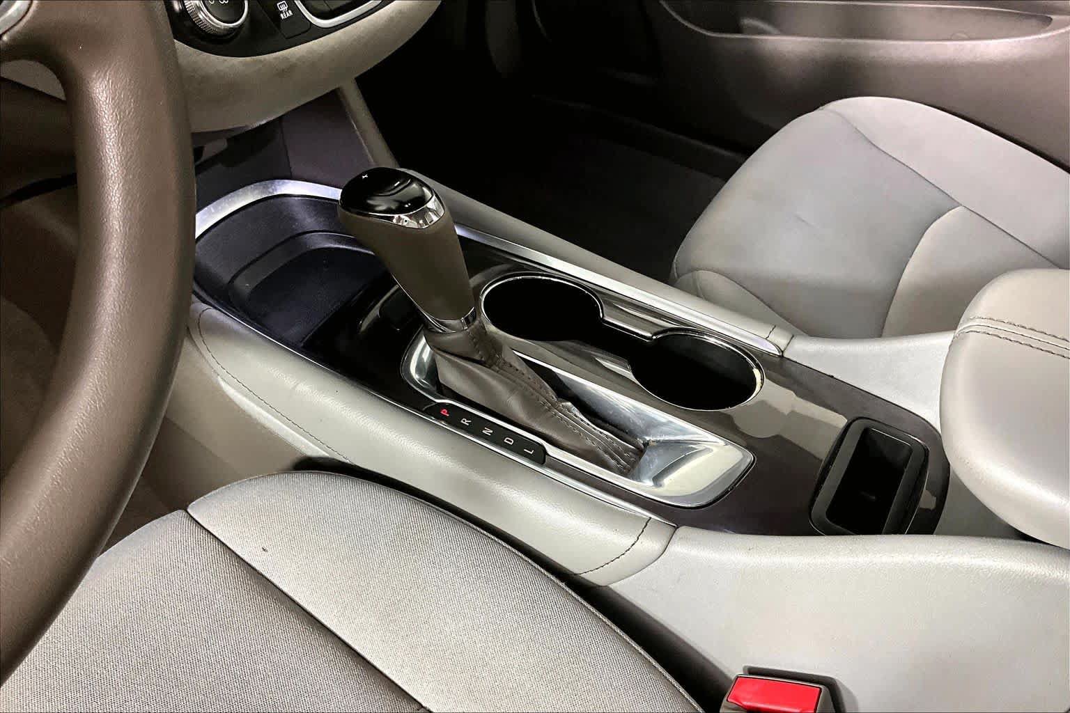Used 2016 Chevrolet Malibu LT FWD image 14
