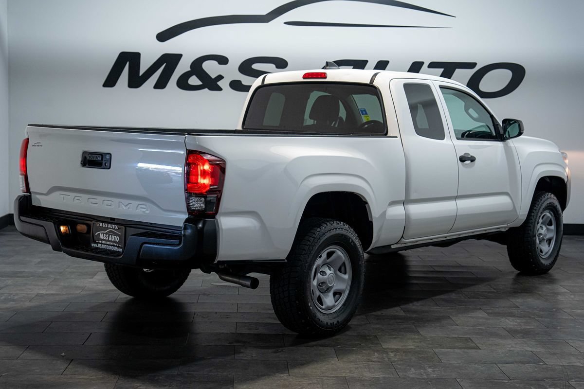 Used 2021 Toyota Tacoma SR AWD/4WD image 2
