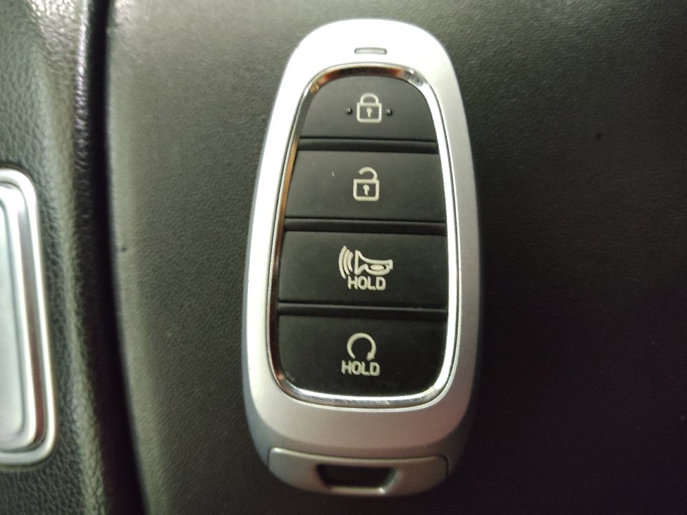 Used 2021 Hyundai Santa Fe SEL AWD/4WD image 32