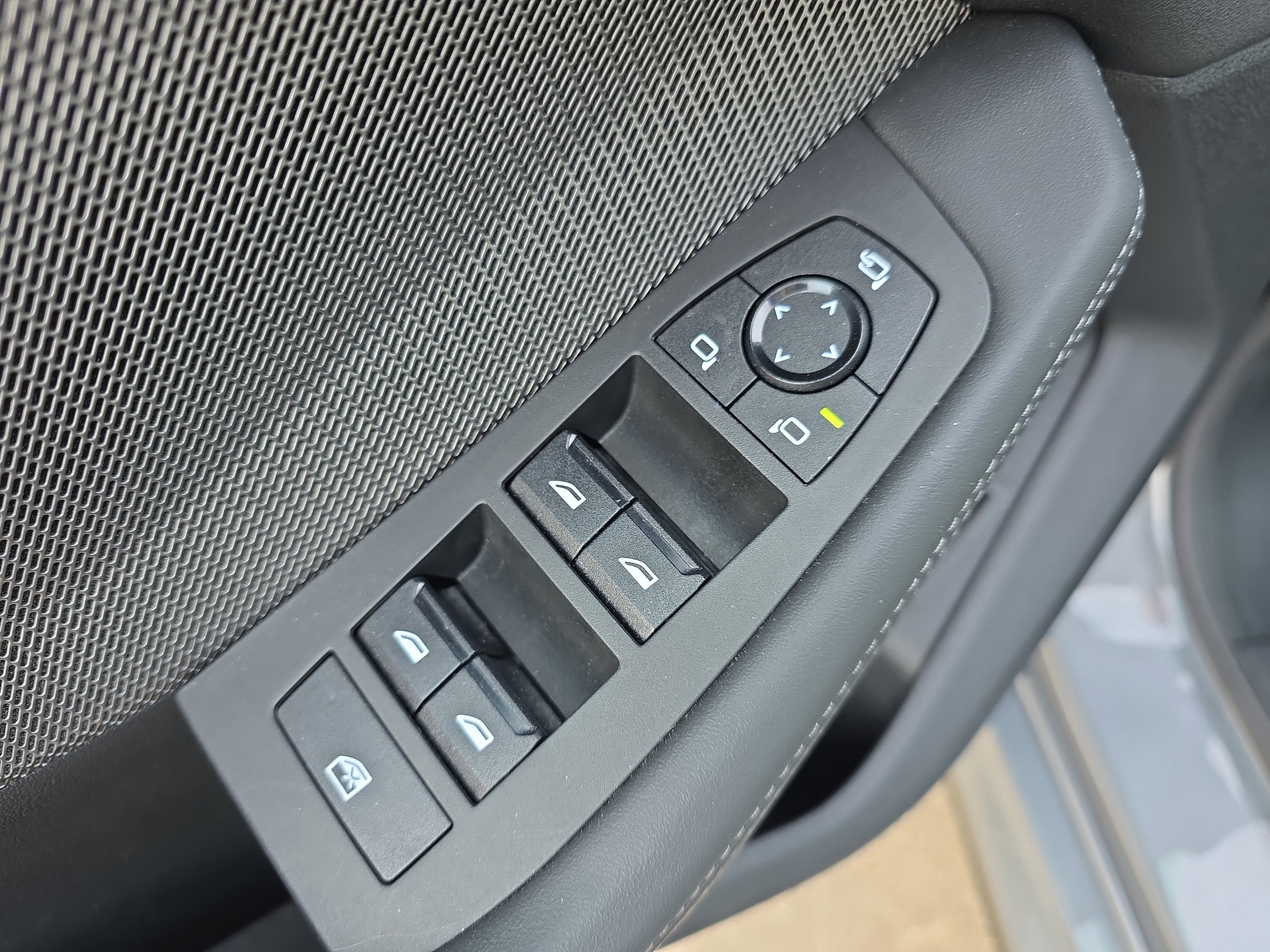 Used 2025 BMW 228i xDrive 228 xDrive image 18