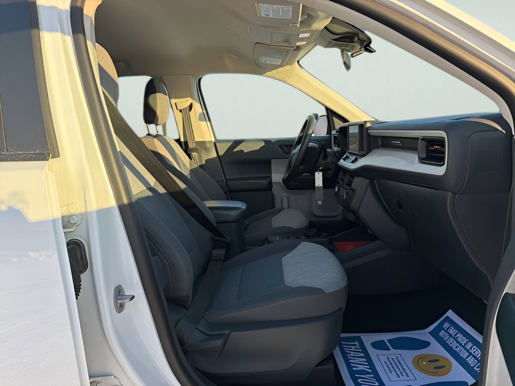 Used 2022 Ford Maverick XLT image 10