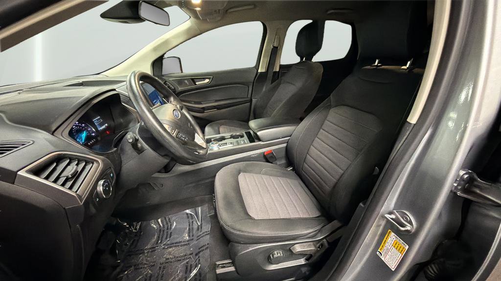 Used 2022 Ford Edge SE w/ Black Appearance Package image 32