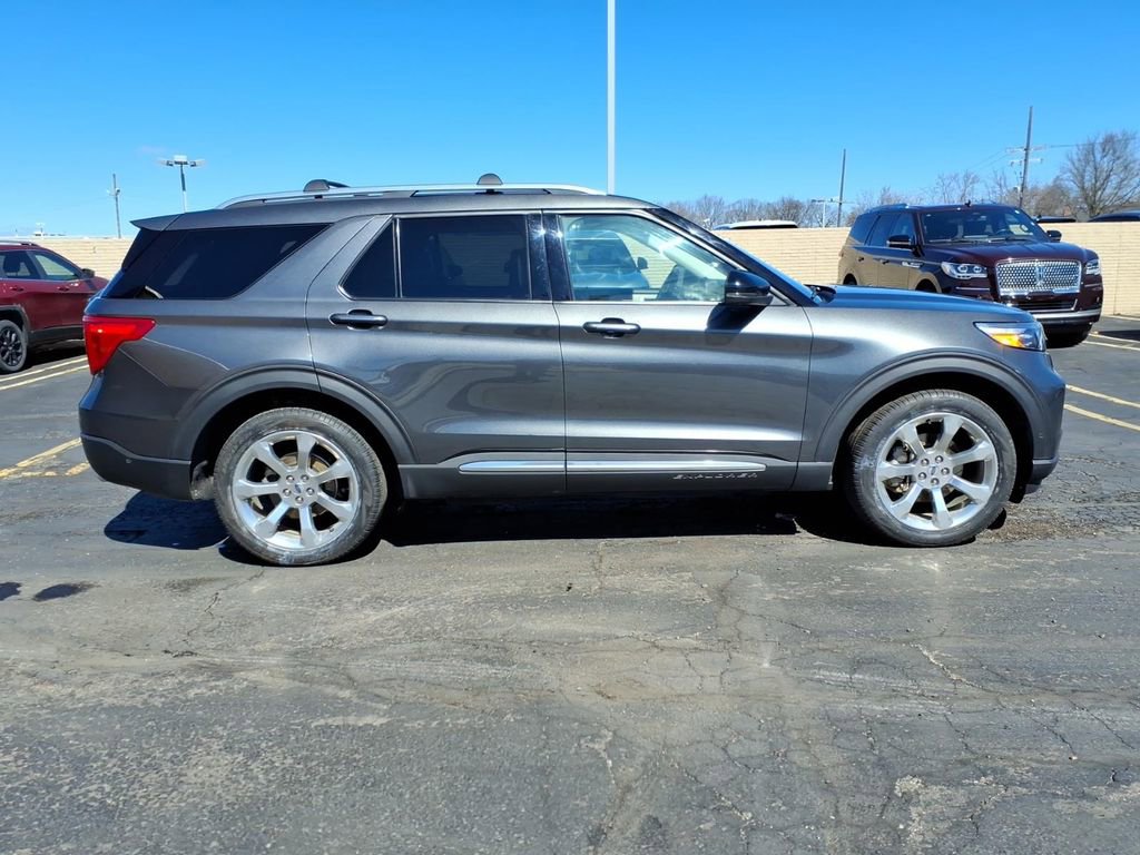 Used 2020 Ford Explorer Platinum w/ Premium Technology Package image 8