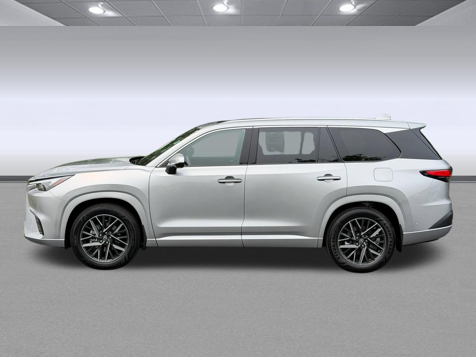 Used 2026 Lexus TX 350 AWD w/ Technology Package image 2