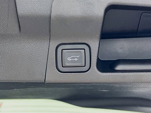 Used 2023 GMC Acadia Denali w/ Denali Ultimate Package image 29