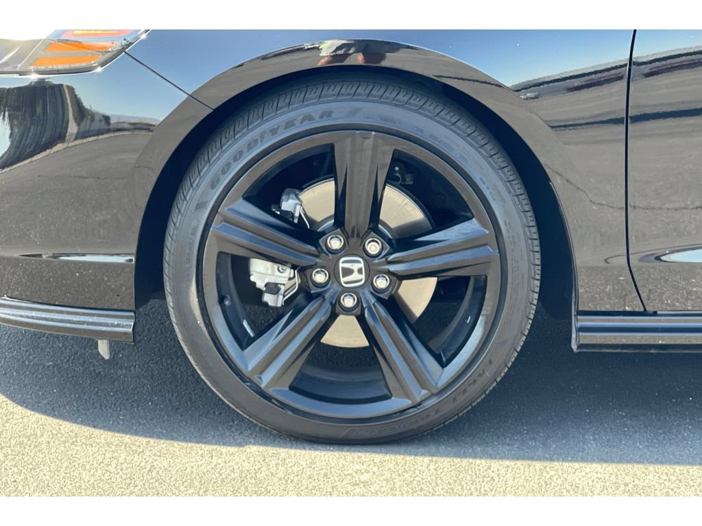 Used 2024 Honda Accord Sport image 41