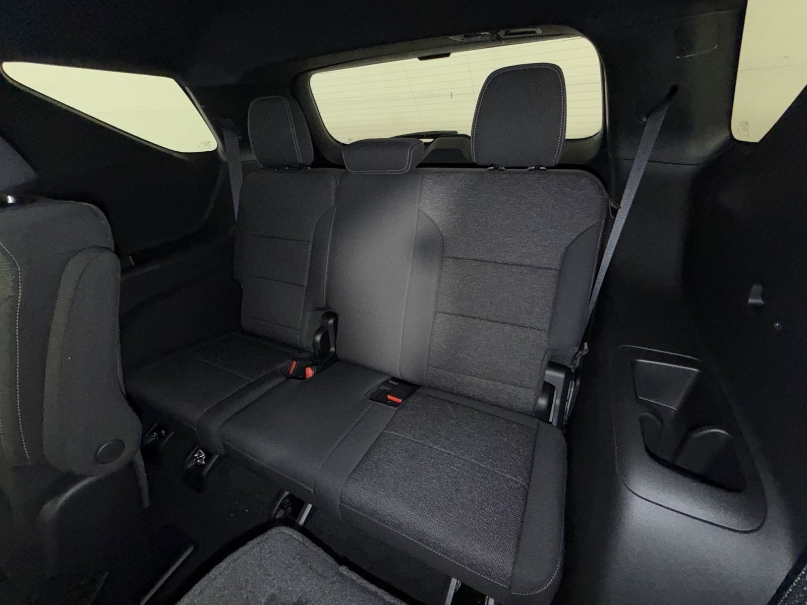 New 2027 Chevrolet Traverse LT w/ Midnight/Sport Edition FWD image 25