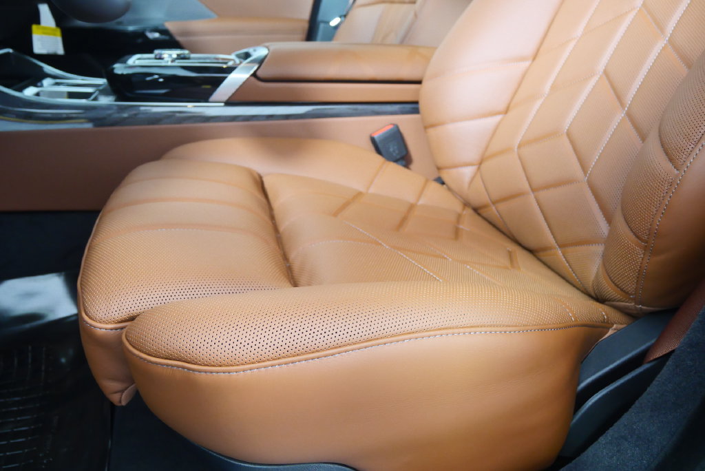New 2026 BMW 740i RWD image 9
