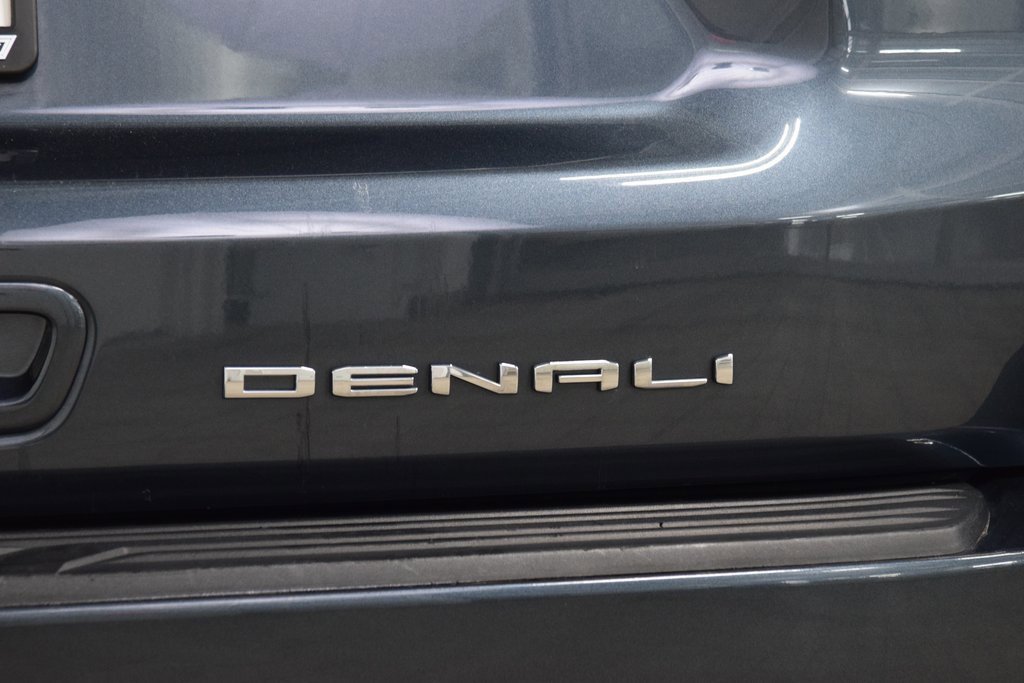 Used 2021 GMC Yukon XL Denali image 23