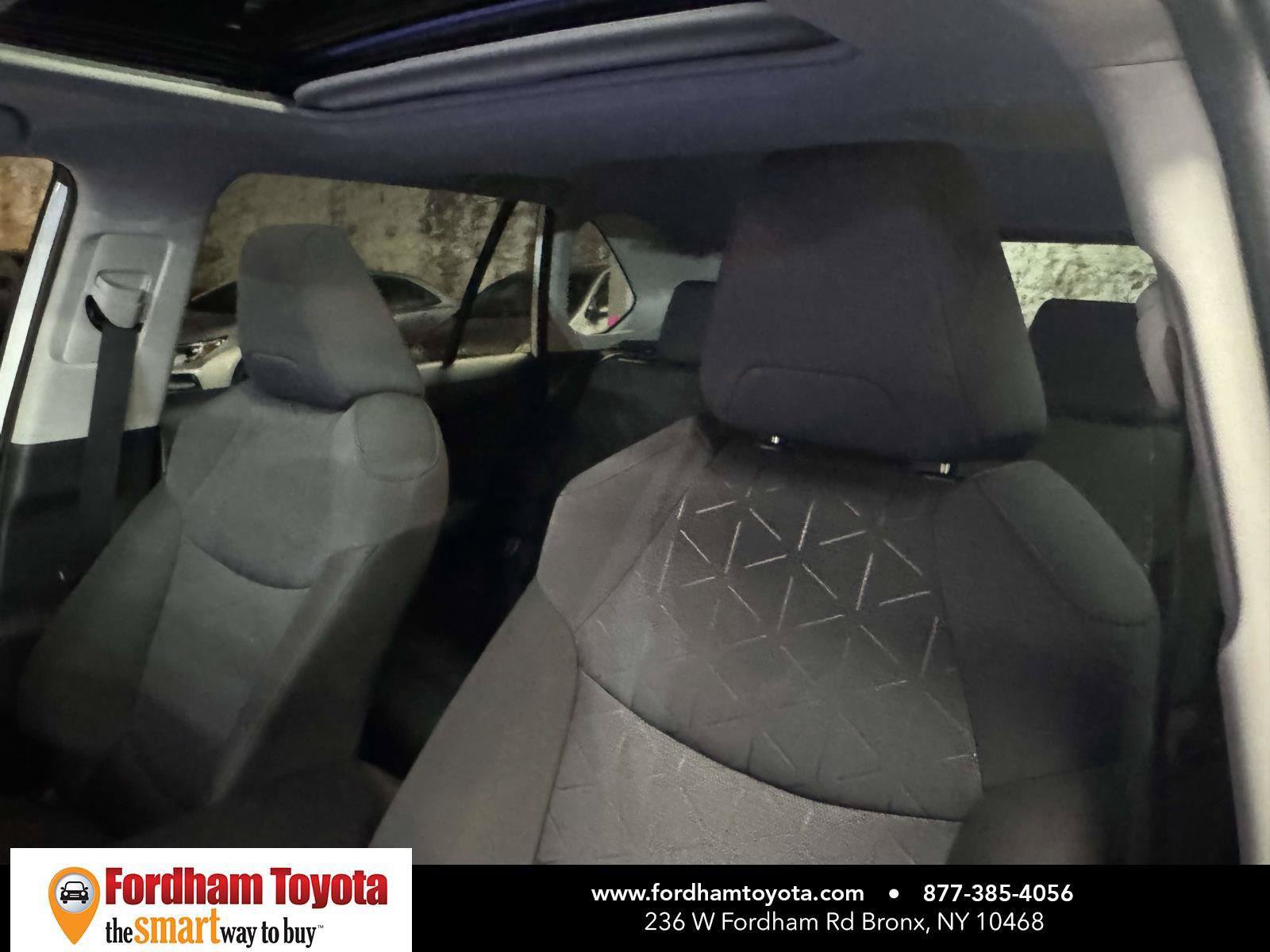 Used 2025 Toyota RAV4 XLE w/ Convenience Package AWD/4WD image 20