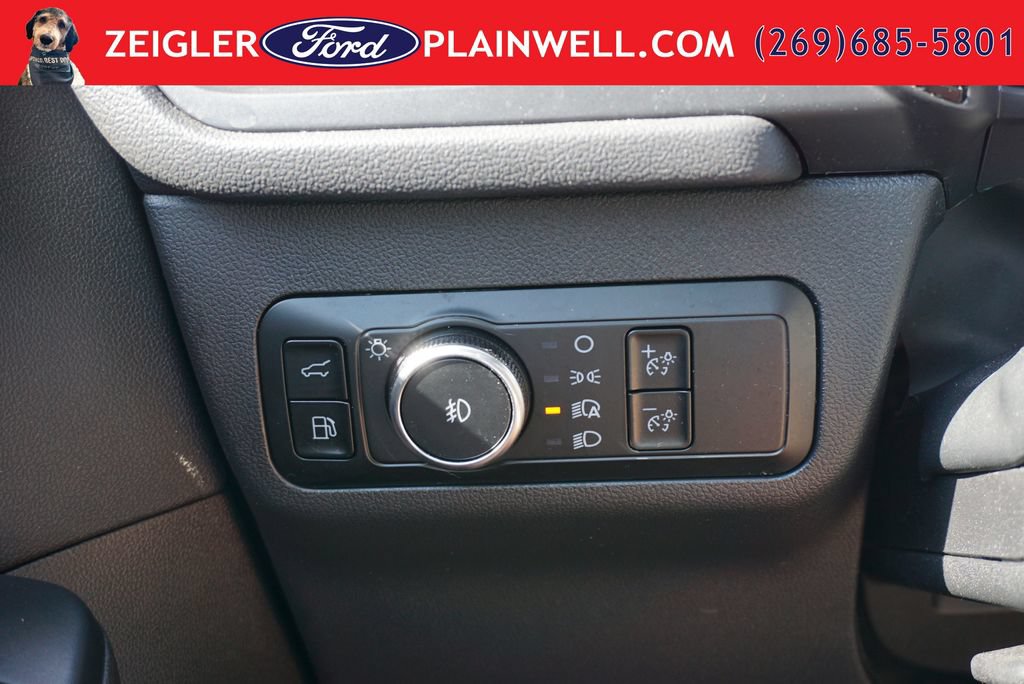 Used 2023 Ford Escape ST-Line Select AWD/4WD image 27