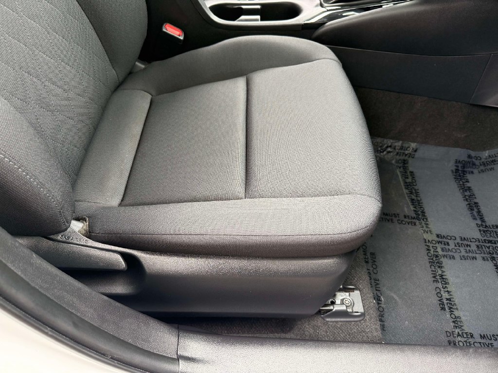 Used 2024 Toyota Corolla LE FWD image 15