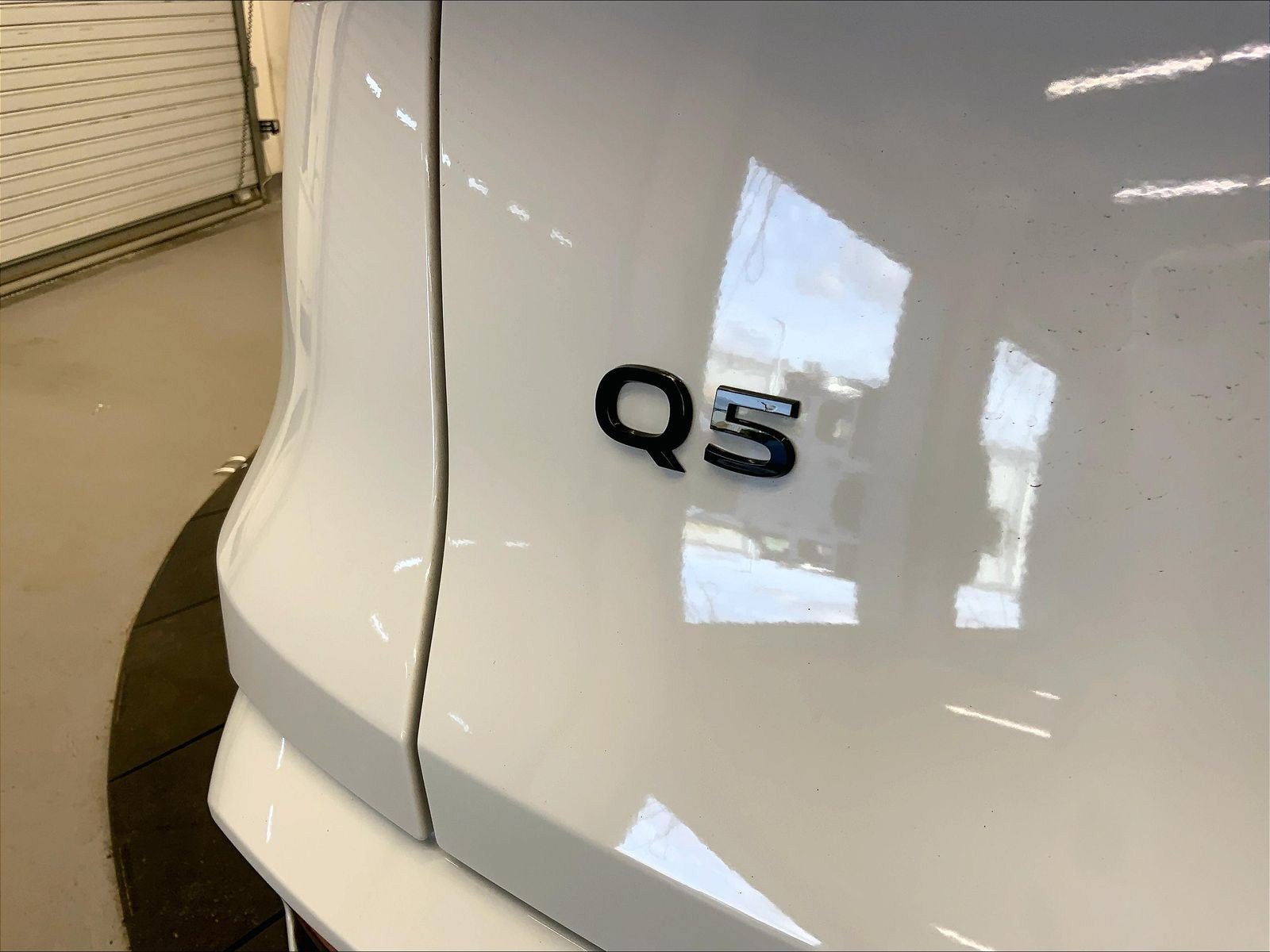 Used 2025 Audi Q5 Premium Plus w/ Premium Plus AWD/4WD image 7