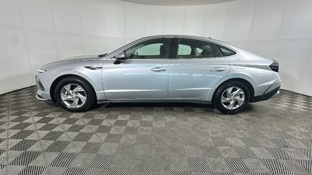 Certified 2026 Hyundai Sonata SE FWD image 5