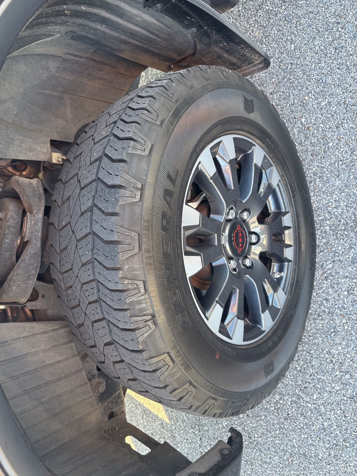 Used 2023 Nissan Titan PRO-4X image 10