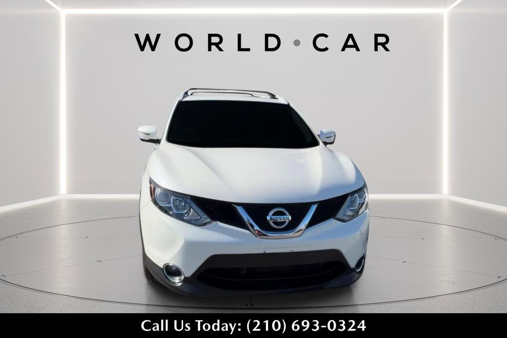 Used 2018 Nissan Rogue Sport SV w/ SV Technology Package image 2