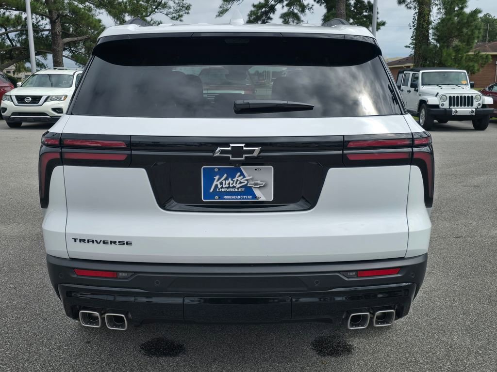 New 2026 Chevrolet Traverse LT w/ Midnight/Sport Edition image 4