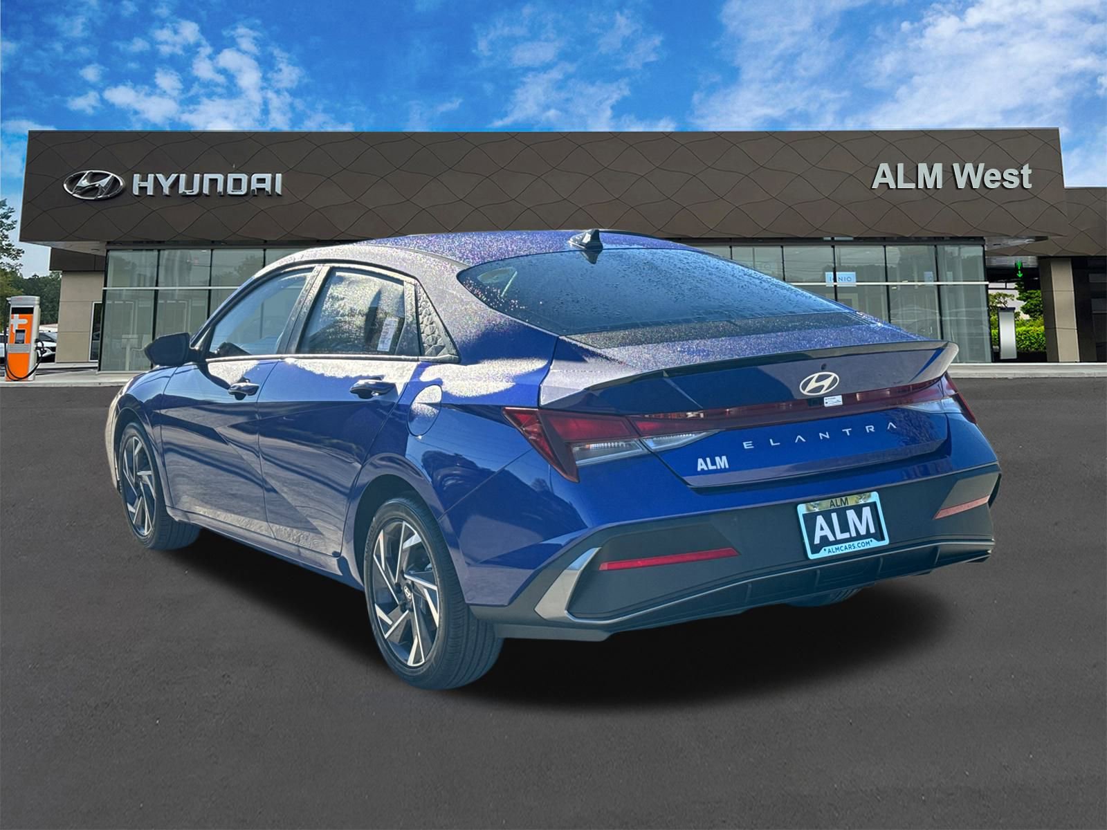 Certified 2025 Hyundai Elantra Sport image 7