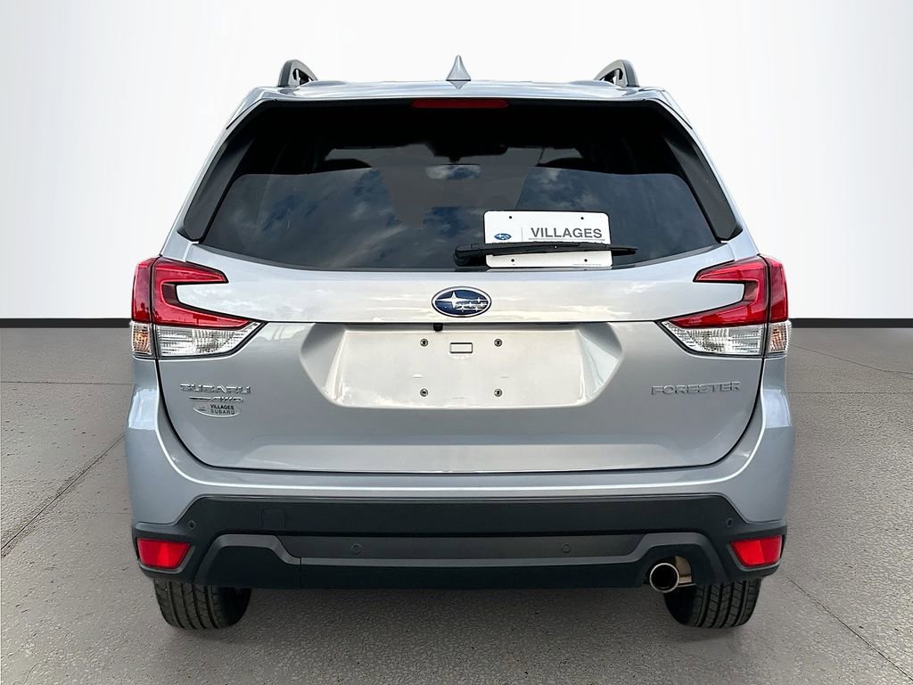 Used 2023 Subaru Forester Limited image 6