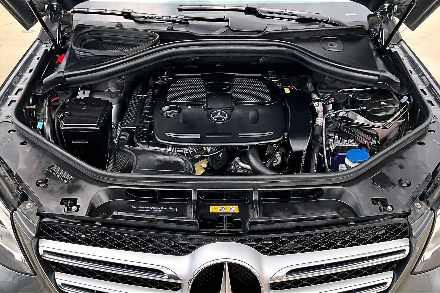 Used 2018 Mercedes-Benz GLE 350 4MATIC image 32