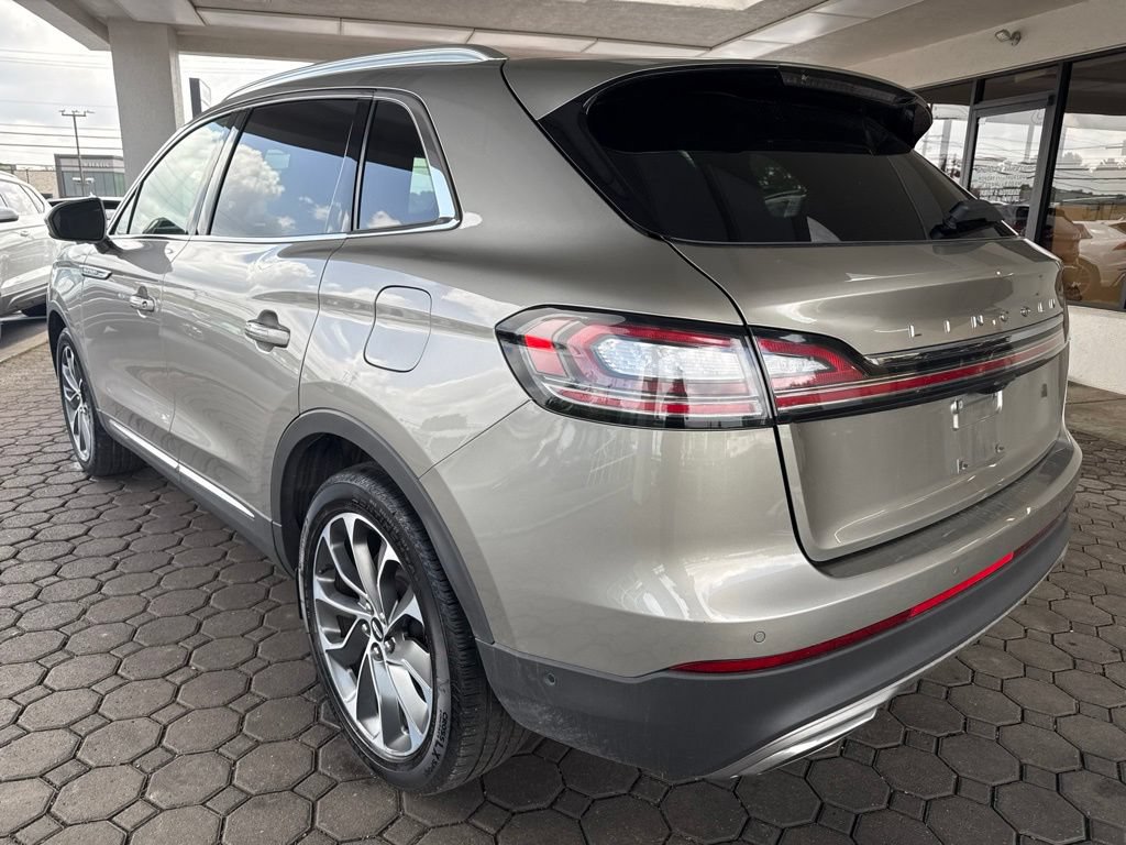Used 2023 Lincoln Nautilus Reserve w/ Equipment Group 201A AWD/4WD image 7