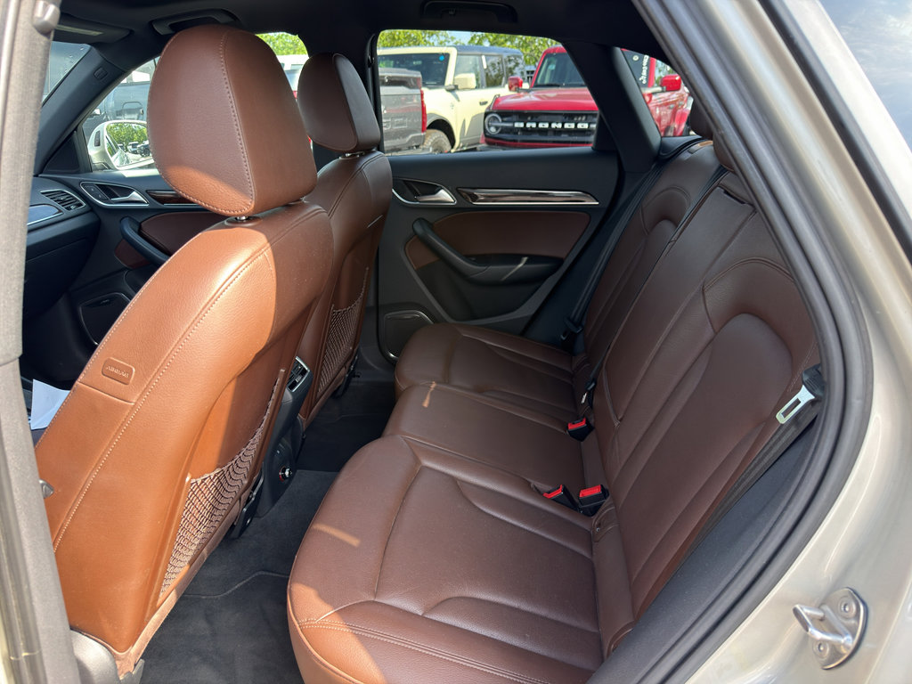 Used 2017 Audi Q3 2.0T Prestige w/ Prestige Package AWD/4WD image 5