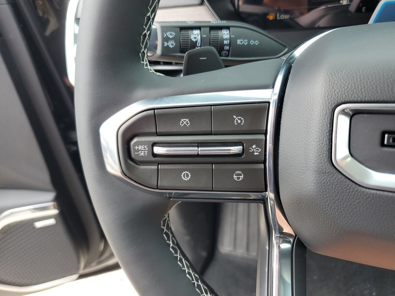 New 2026 GMC Acadia Denali w/ Super Cruise Package FWD image 28