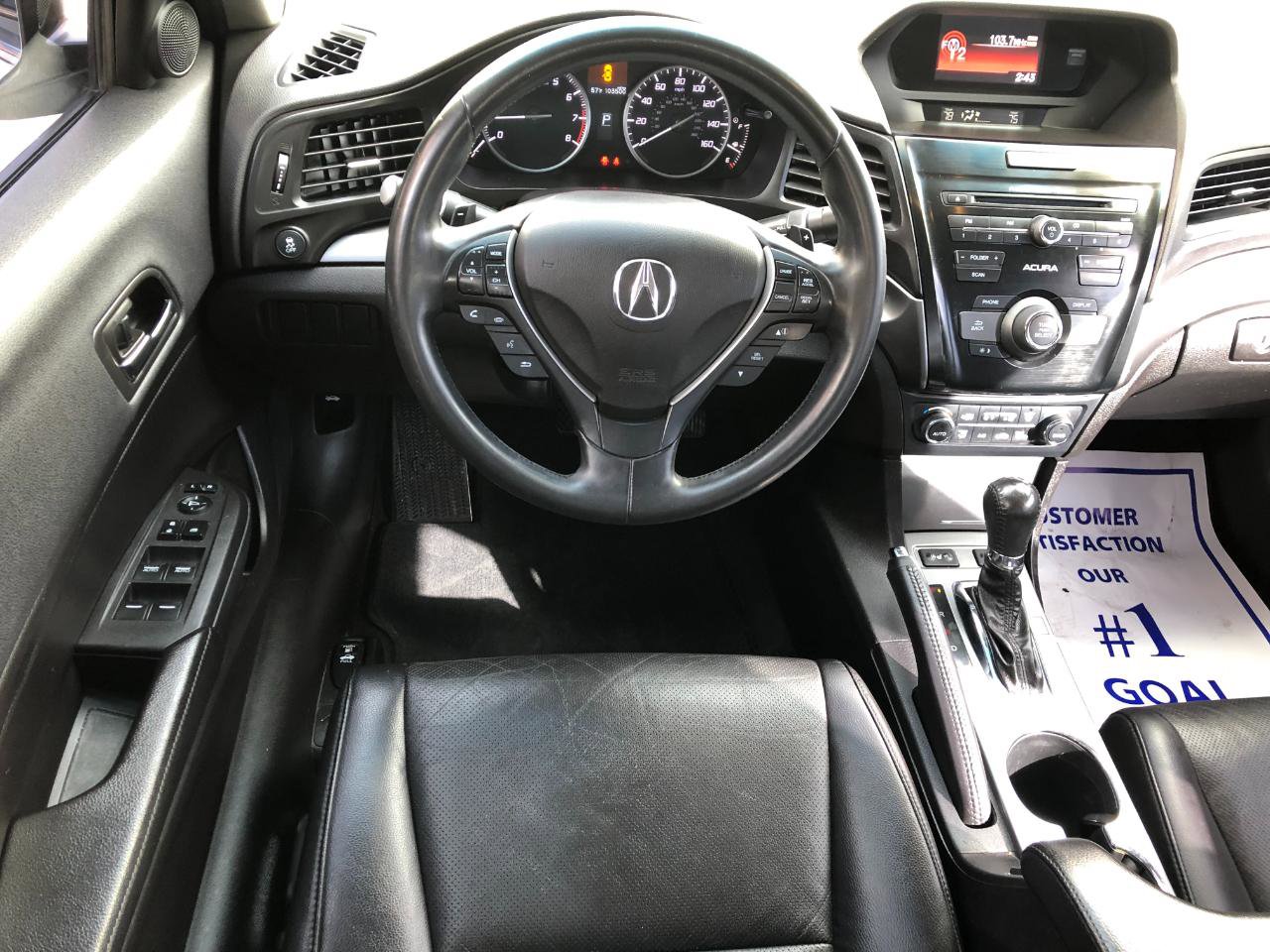 Used 2015 Acura ILX 5-Spd AT image 10