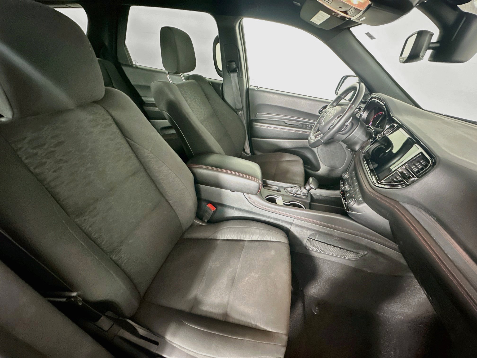 Used 2025 Dodge Durango GT AWD/4WD image 33