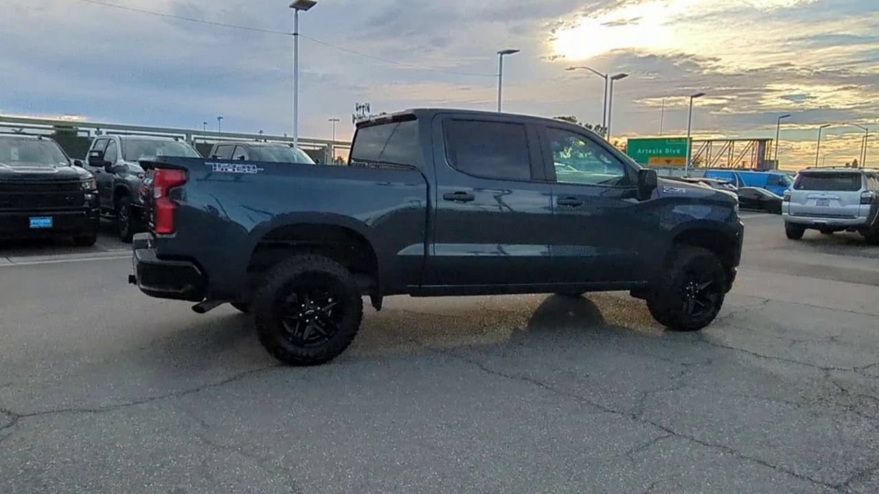 Used 2022 Chevrolet Silverado 1500 Custom Trail Boss AWD/4WD image 8