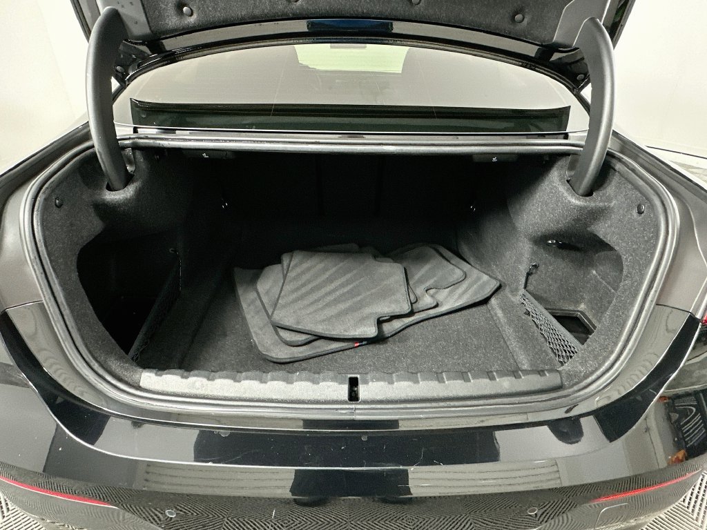 Used 2021 BMW 430i Coupe w/ M Sport Package RWD image 27