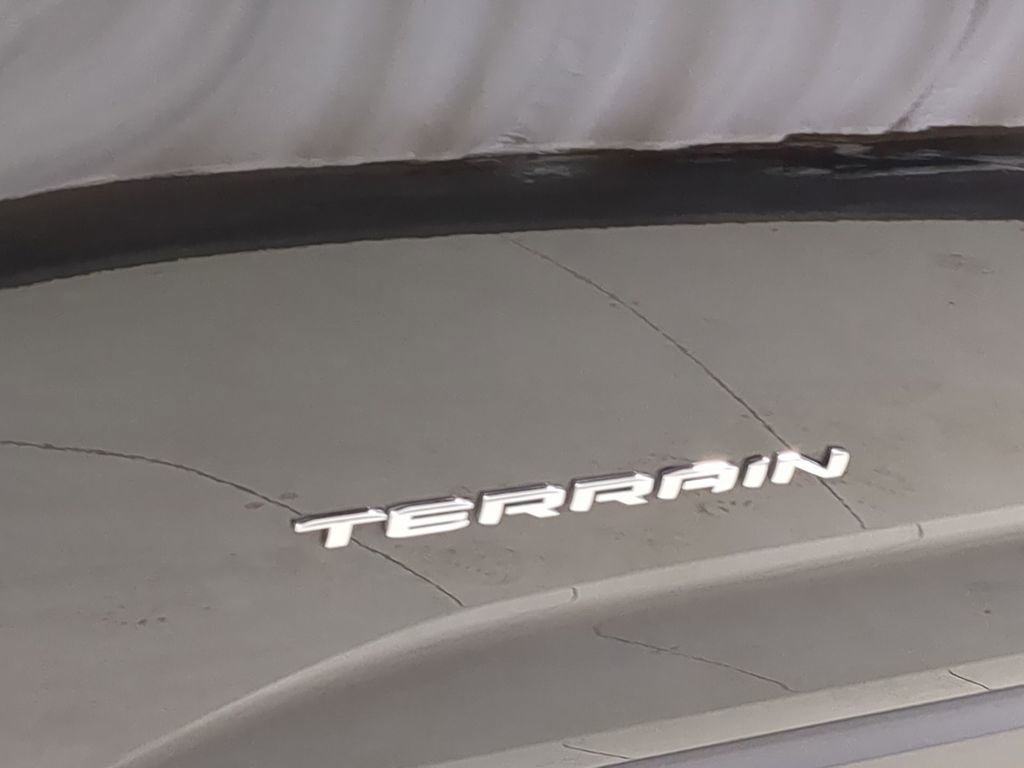 Used 2026 GMC Terrain Elevation w/ LPO, Floor Liner Package image 13