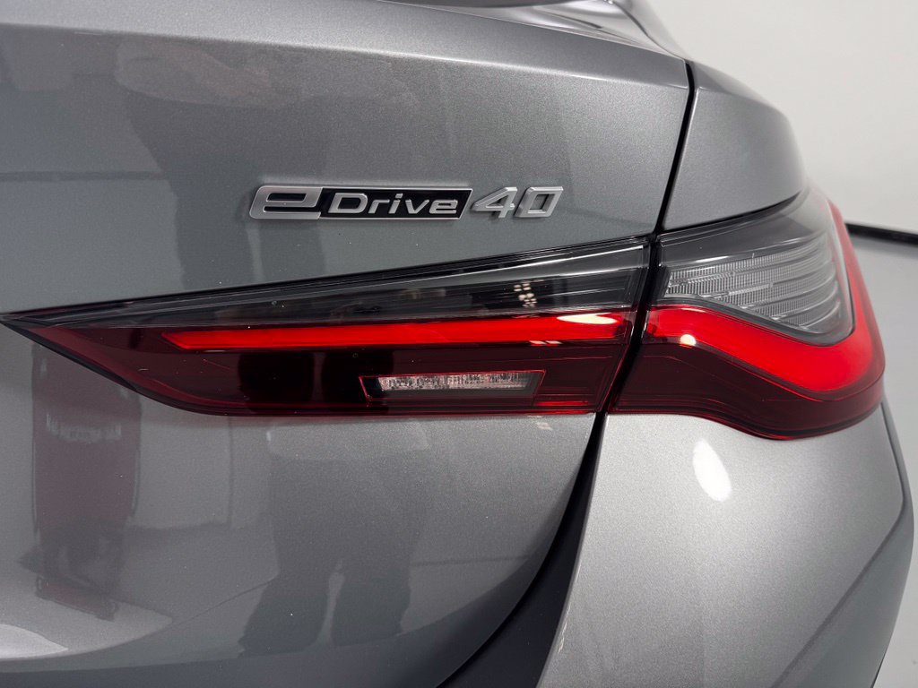 Certified 2023 BMW i4 eDrive40 RWD image 7