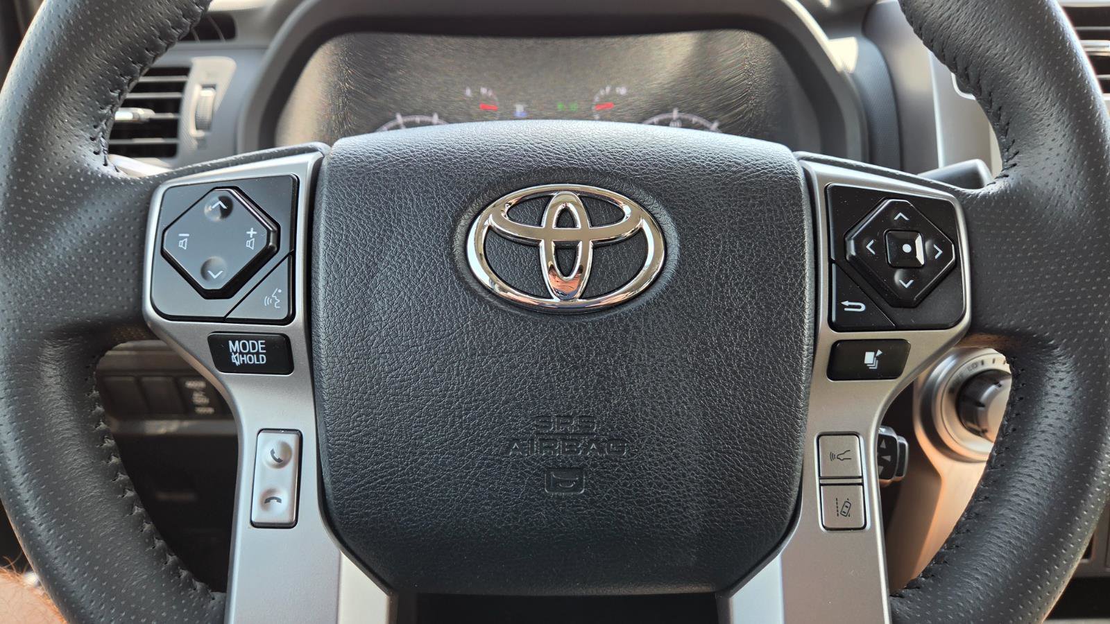 Used 2024 Toyota 4Runner SR5 image 23