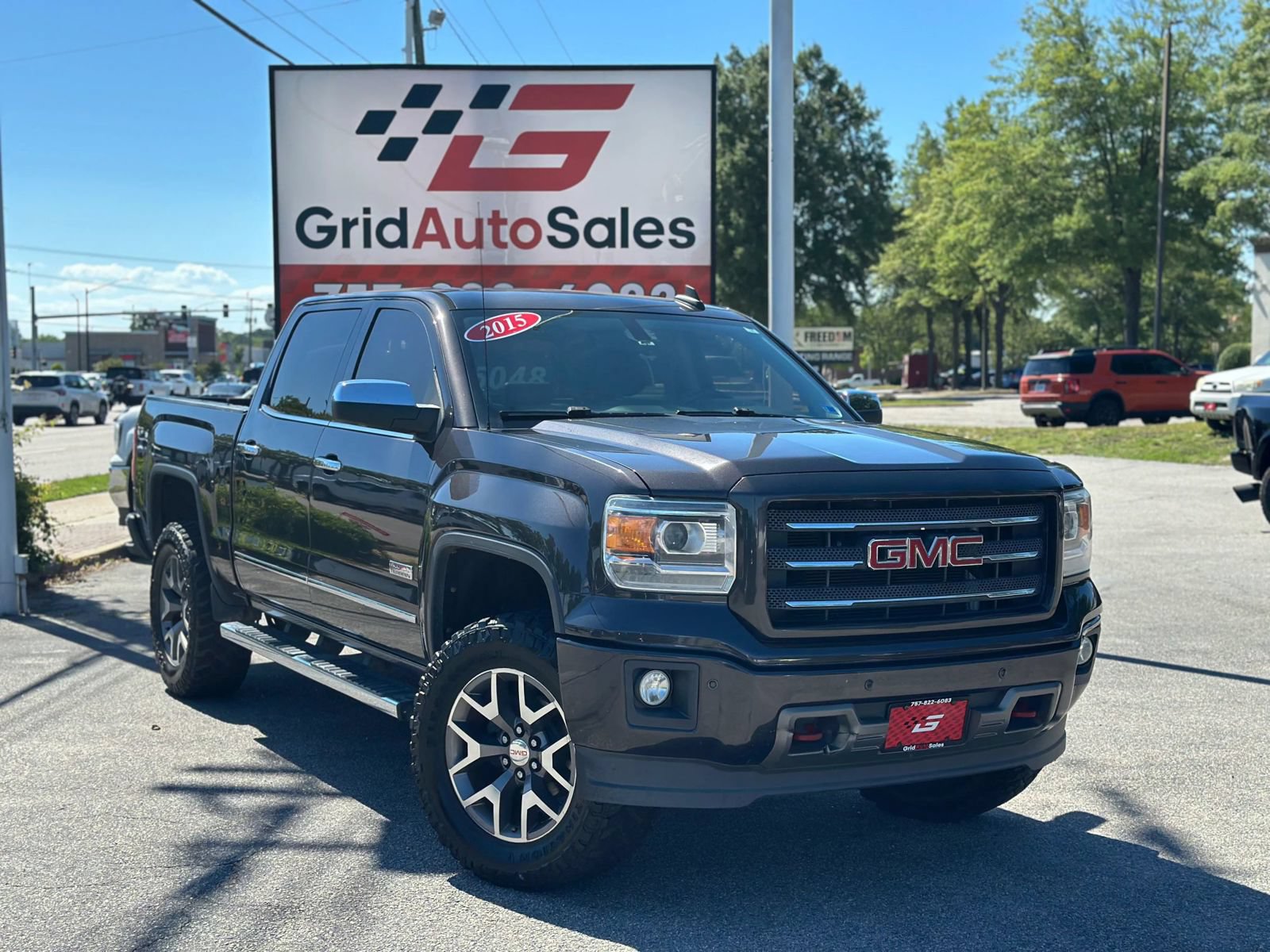 Used 2015 GMC Sierra 1500 SLT AWD/4WD image 1