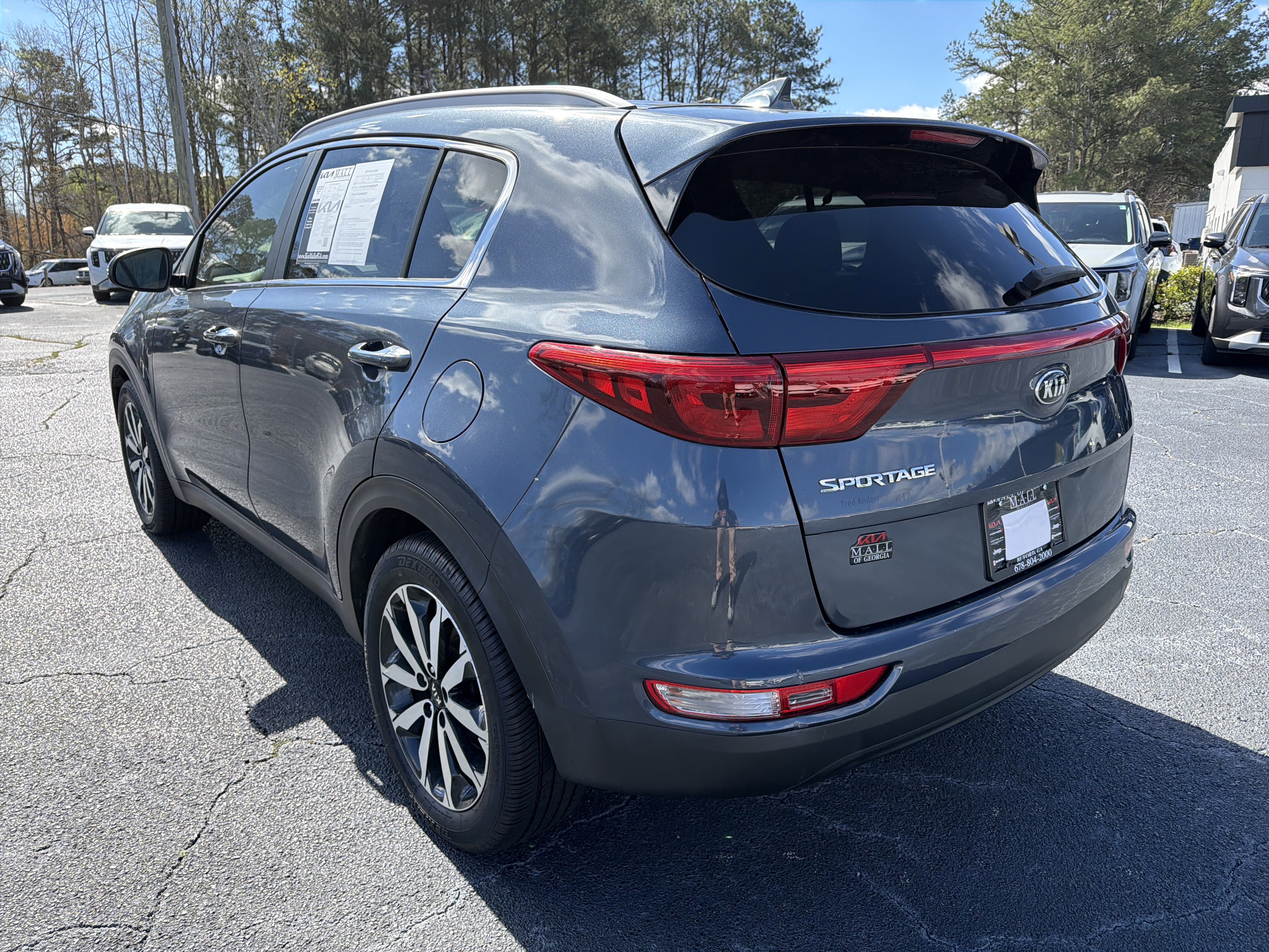 Used 2017 Kia Sportage EX image 5