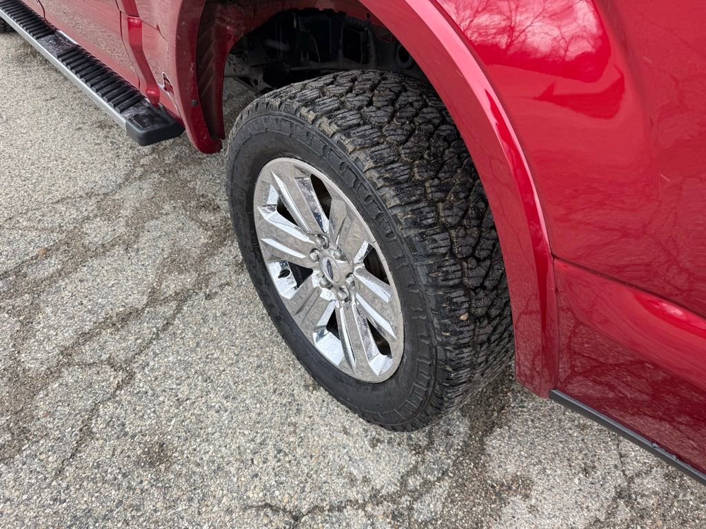 Used 2018 Ford F150 Lariat w/ Equipment Group 502A Luxury image 15