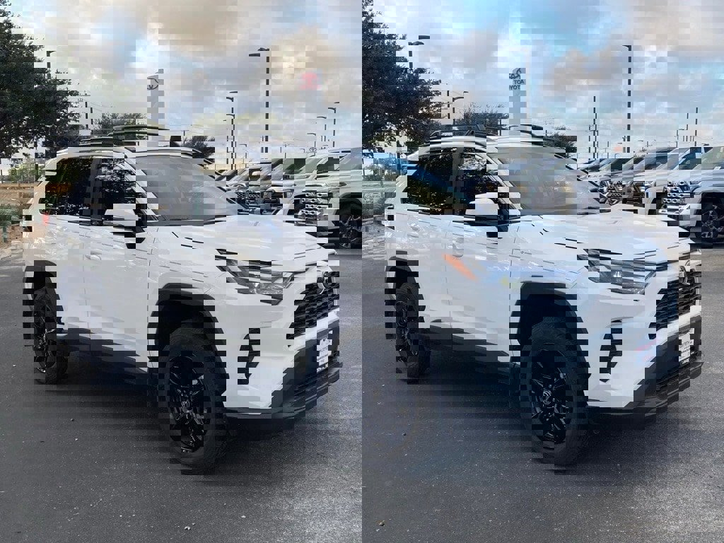 Certified 2024 Toyota RAV4 XLE image 3