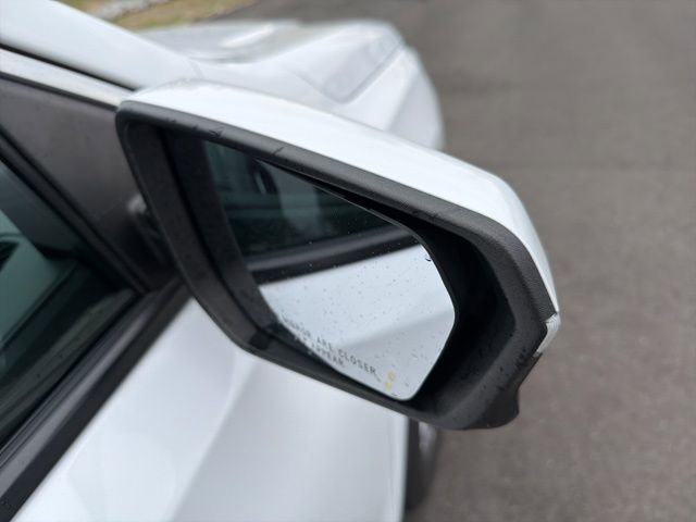 Used 2022 GMC Terrain SLT image 5